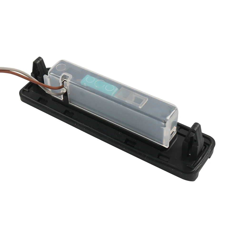 

81260-2W000 812602W000 переключатель кнопки задней двери багажника для Hyundai Grand Santa FE 2013 2014 2015 2016