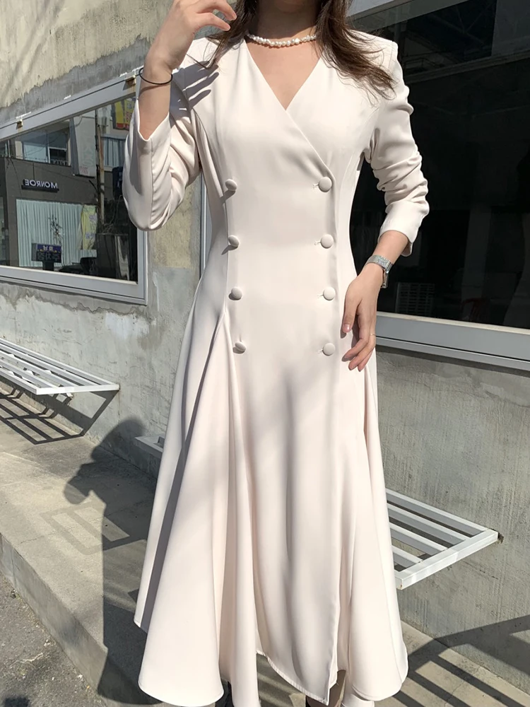 

Minimalist Solid Dress For Women V Neck Long Sleeve Double Breasted Gathered Waist Dresses Female 2022 Fashion Clothing N795