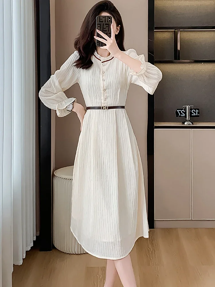 2024 белое платье миди с длинными рукавами и рюшами на воротнике женское