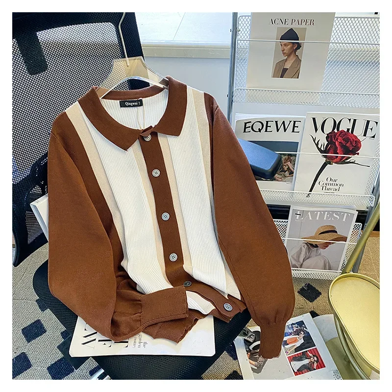 Весенне-осенняя коллекция вязаный кардиган с цветными блоками и круглым вырезом