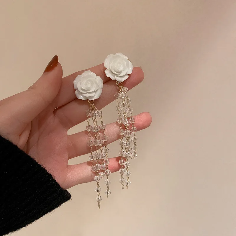 

Fashion Jewelry White Resin Flower Earrings Popular Style Elegant Temperament Multi Glass Beads Dangle Earrings For Women Gift