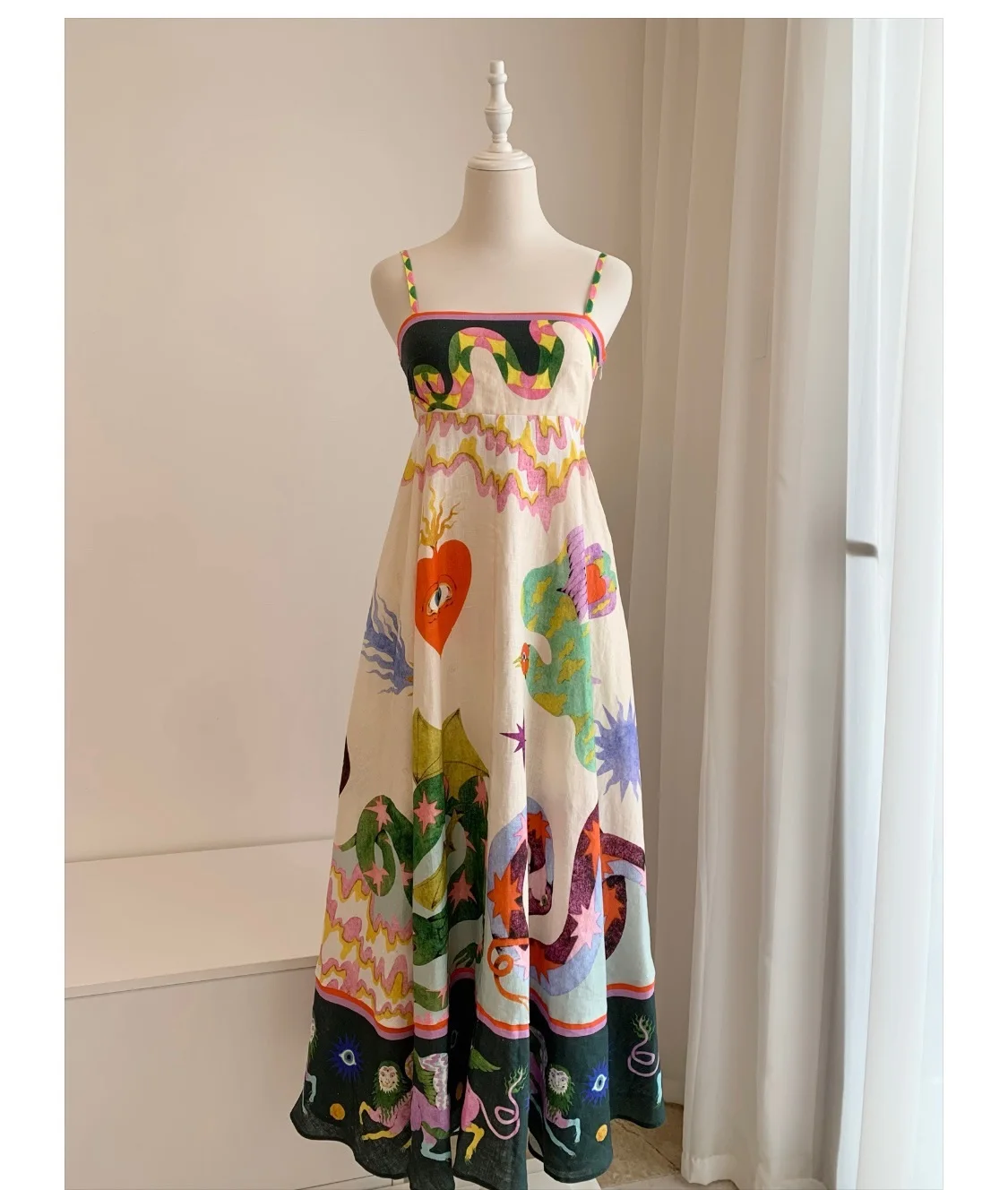 

2023 New Resort Style Elastic Chest Retro Character Print Women 100% Linen Midi Sling Dress