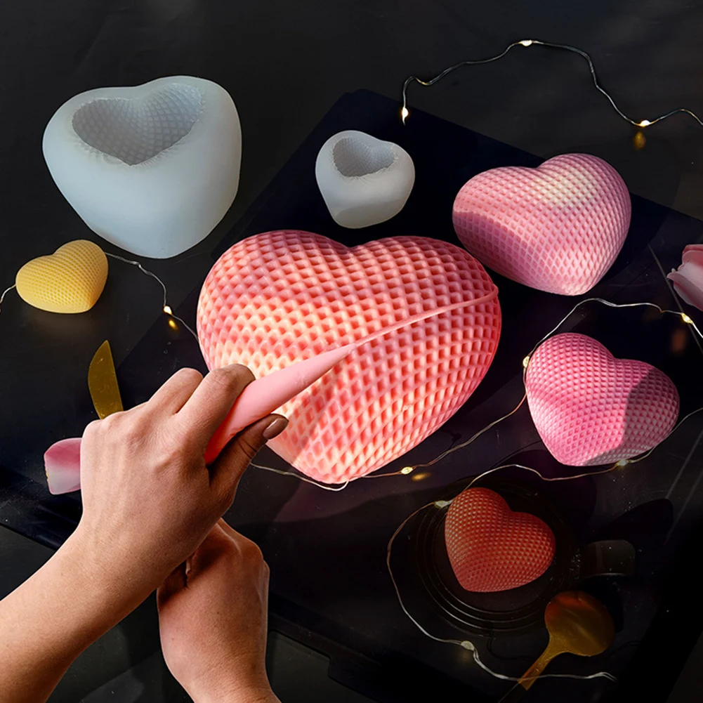 

Heart-shaped Baking Supplies Aromatherapy Silicone Valentine's Day Mold DIY Chocolate Cake Candles Soap Craft Accessories
