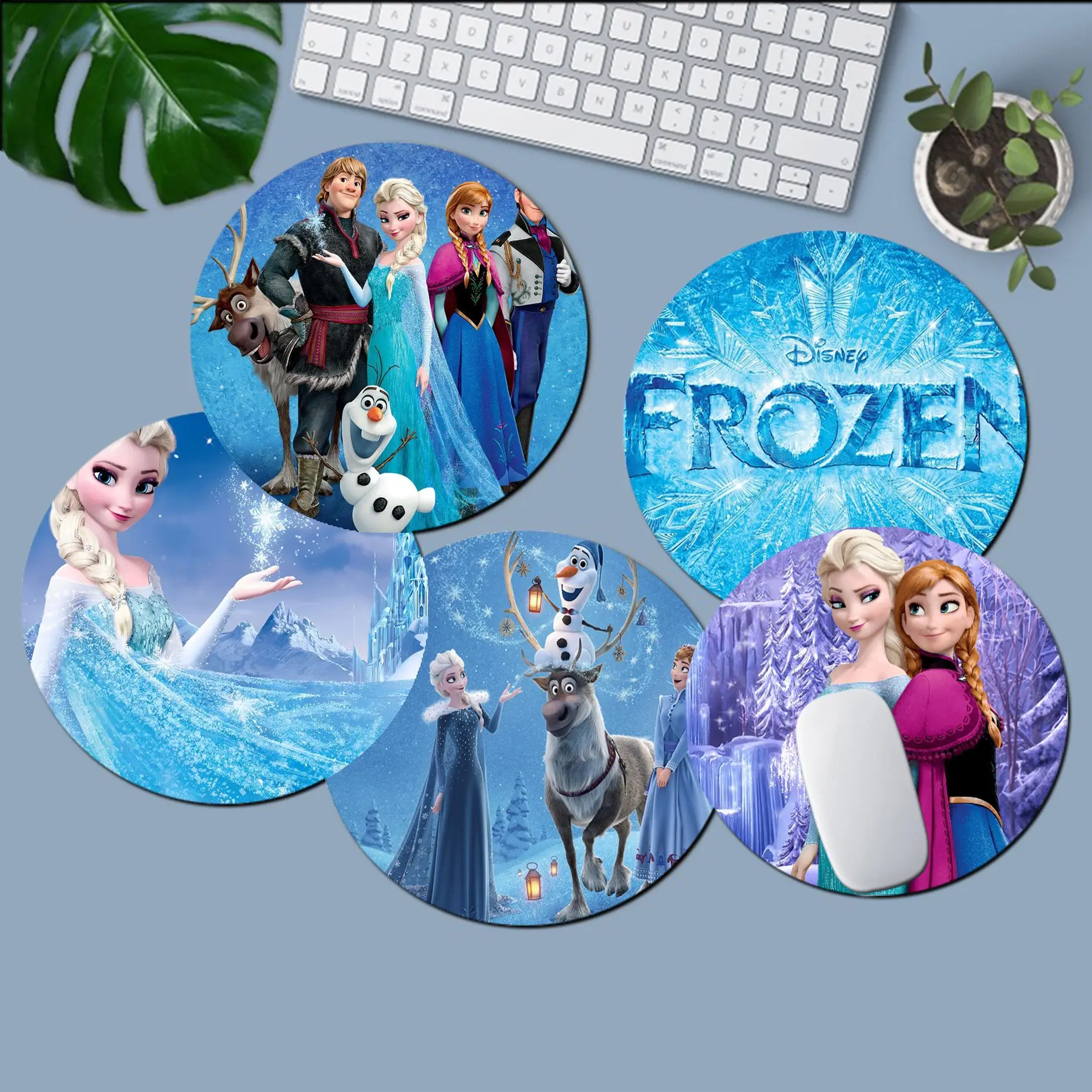 

Disney Frozen Small Round Kawaii Cartoon Anime Gaming Mouse Pad Keyboard Mouse Mats Deskpad Girls For PC Computer Table