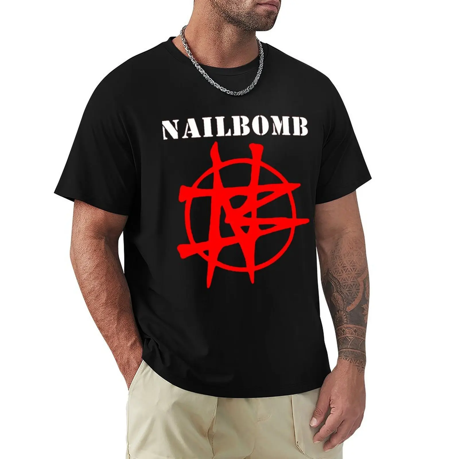 Фото Футболка с логотипом группы Nailbomb, мягкая и прочная, из хлопка. №1