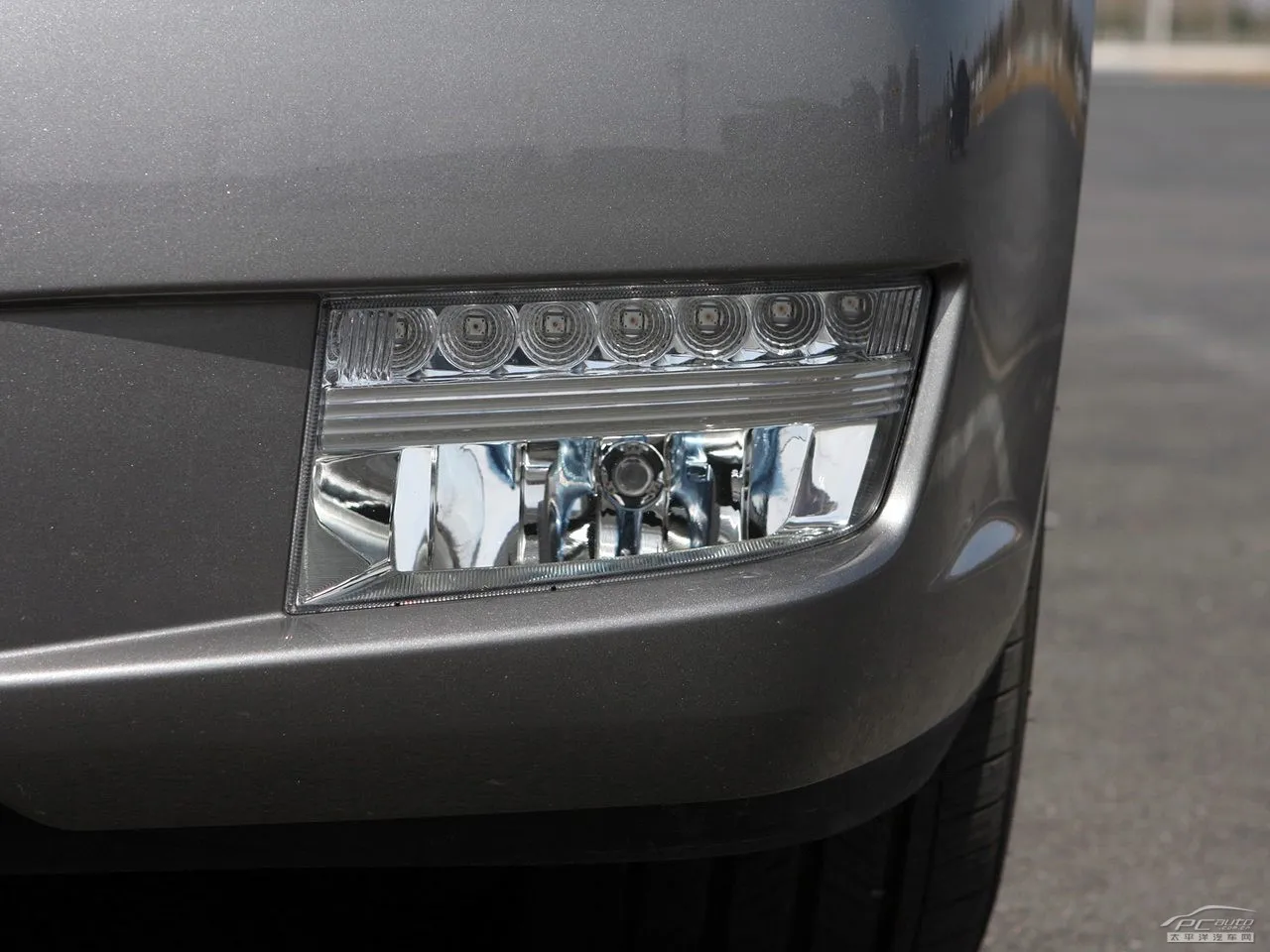 Фото 1 шт. автомобильные аксессуары: противотуманная фара/фонарь для Cadillac SLS 2010-2013 гг., задний фонарь для Cadillac SLS №1