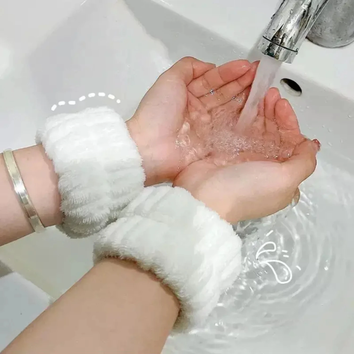 Поднимите свои волосы сегодняшней со стильными и спортивными кольцами для волос