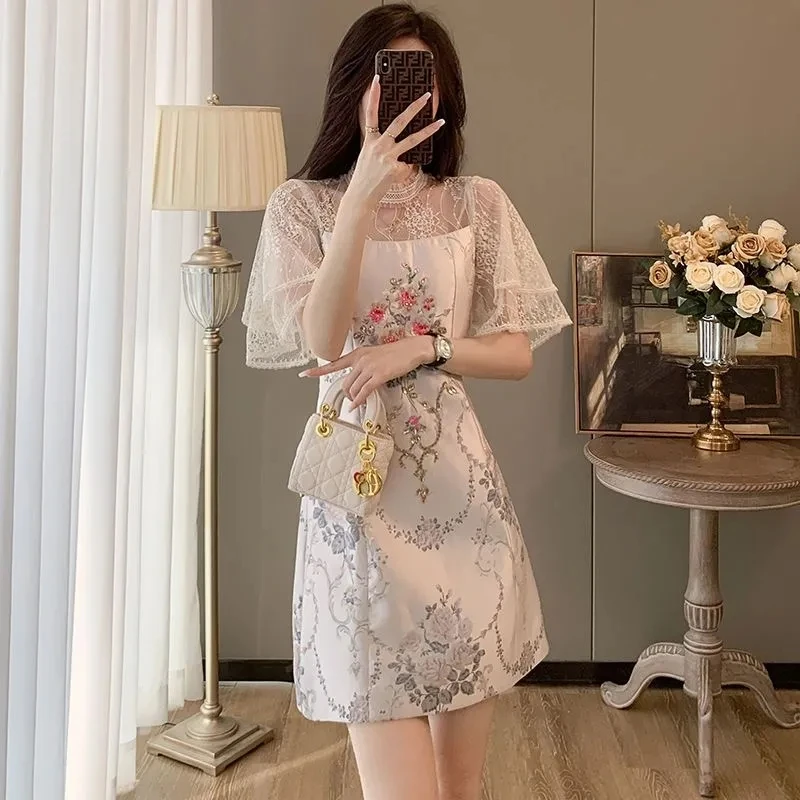 

Summer 2023 New French Retro European Goods Heavy Industry Beading Printing Advanced Sense Dress New Chinese Dress Skirt