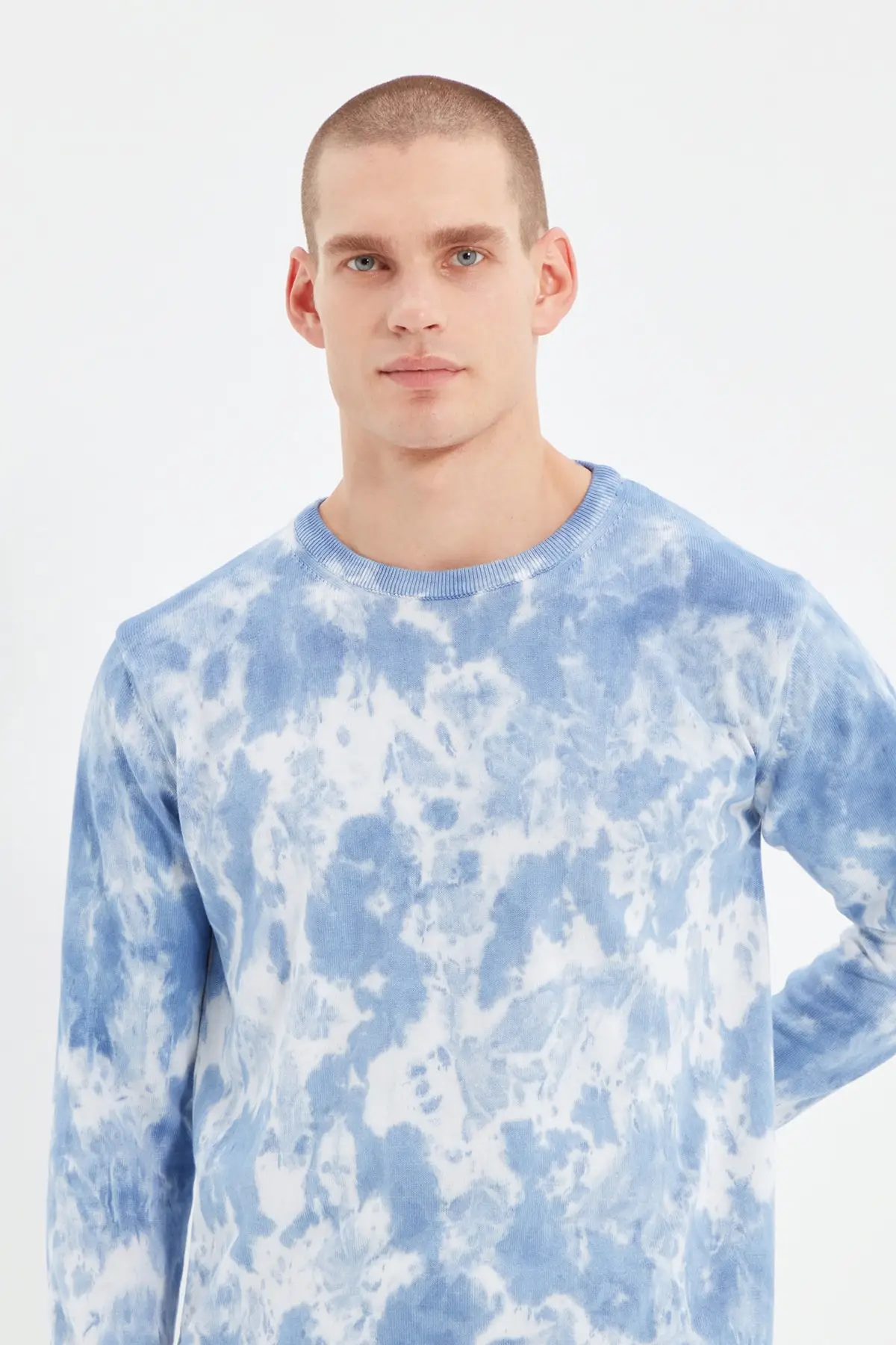 

Trendyol Male Regular Bike Collar Tie Dye Pullover TMNAW22KZ1070