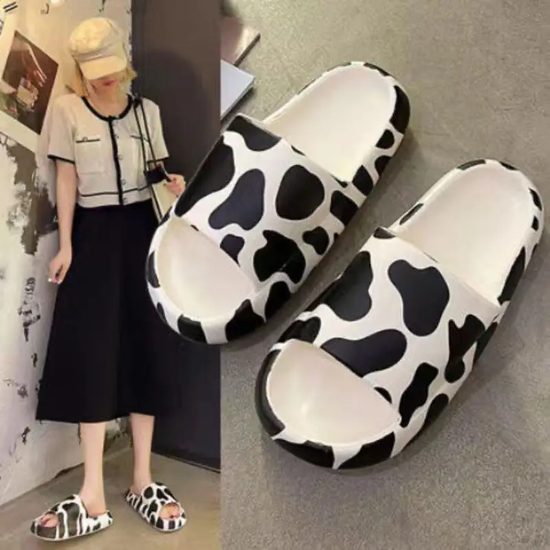 Fashion Graffiti Sandals Women Thick Platform Slippers Soft Sole Non-Slip Home Floor Slides Woman Summer Flip Flops Beach Shoes