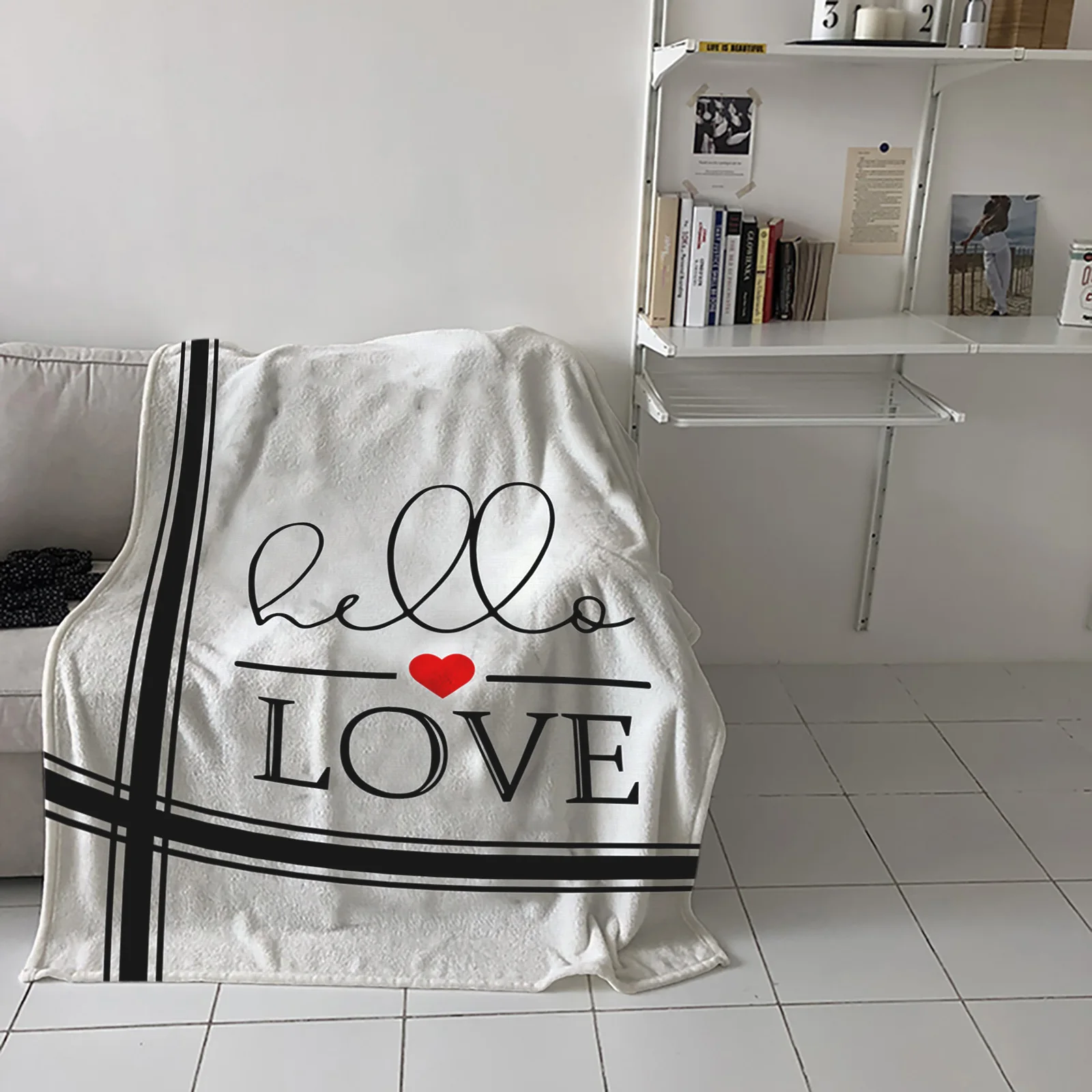 

Valentine'S Day Red Heart Throw Blanket for Sofa Bed Soft Microfiber Flannel Blanket for Travelling Camping