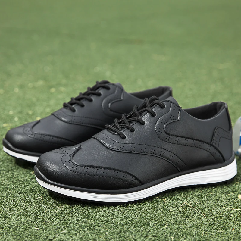 

Men's Golf Shoes Waterproof Anti-Slip Sneakers High Quality Sneakers Multifunctional Golf Training Shoes 39-45 Sizes