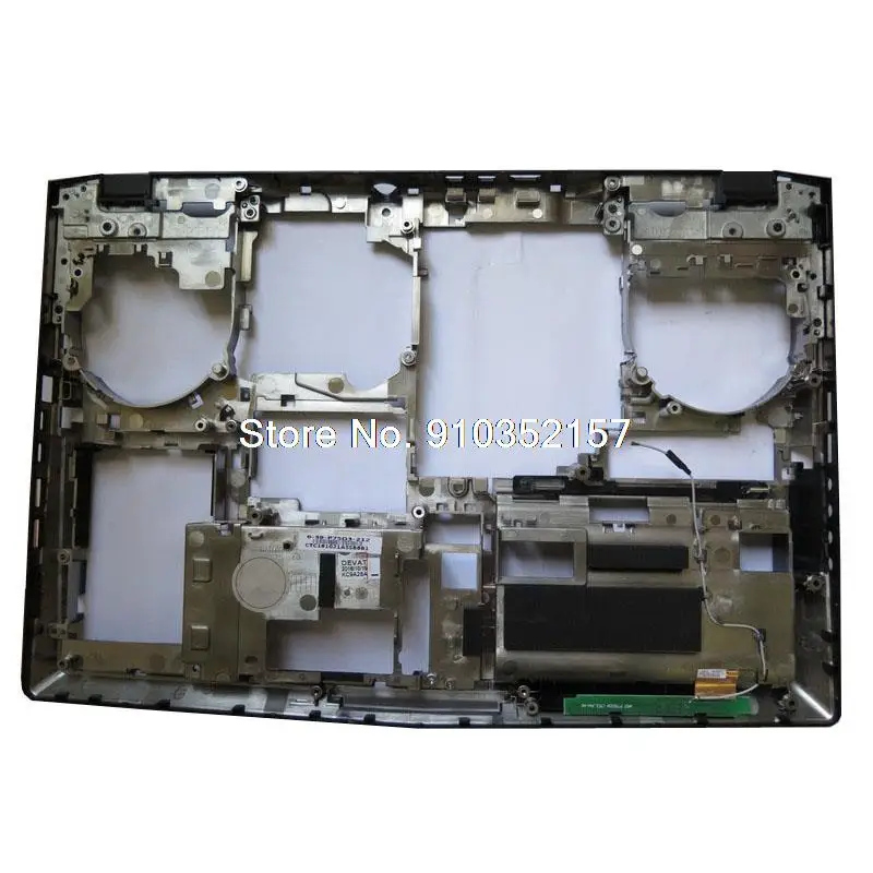 Нижний чехол для ноутбука CLEVO P750 черный