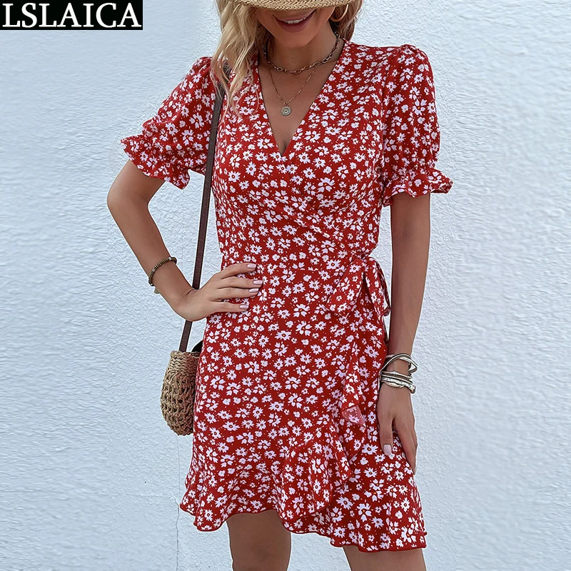 

Летние платья для женщин 2022 модное шикарное повседневное милое платье с оборками и рукавом V образным вырезом с цветочным принтом мини цель...