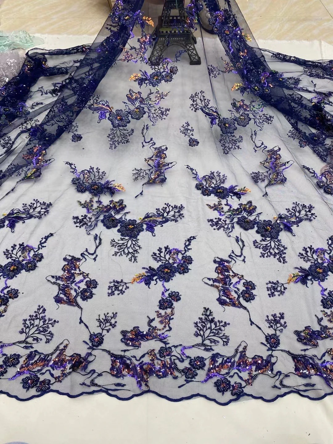 

Африканская ткань 5Y/ NE813 в новом стиле, Лидер продаж, Высококачественная Роскошная сетчатая кружевная ткань ручной работы с блестками и буси...