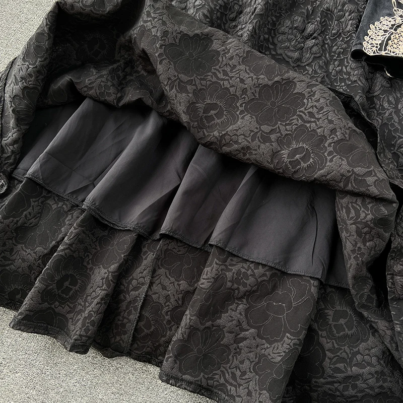 Платье женское кружевное ТРАПЕЦИЕВИДНОЕ с длинным рукавом и воротником-стойкой