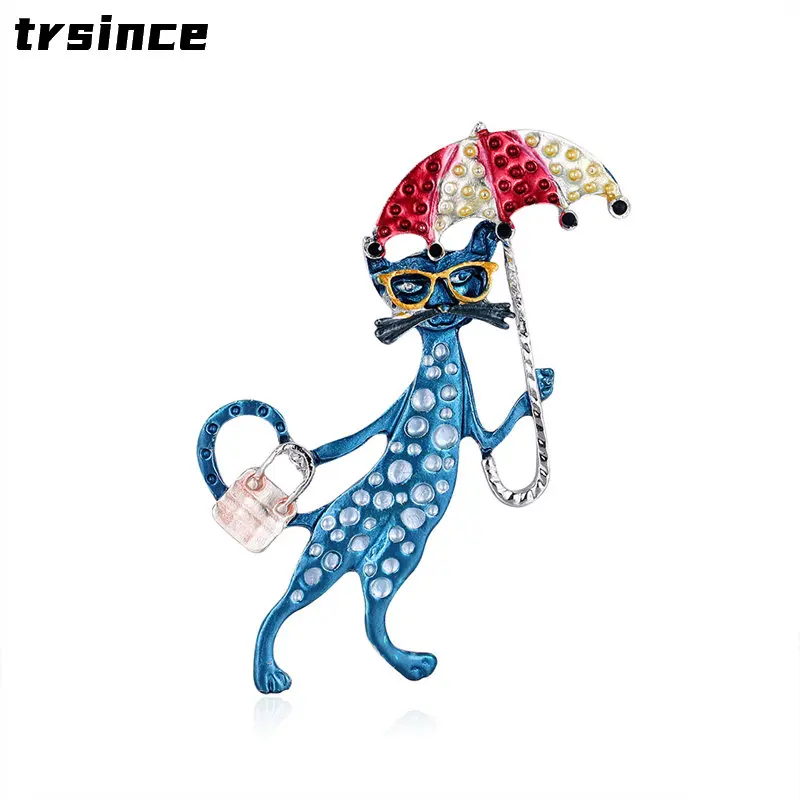 

2022 Exquisite Luxury Women Rhinestone Umbrella Kitten Brooch Fox Animal Brooches Cartoon Pin Student Bag Badge Pin Accessories