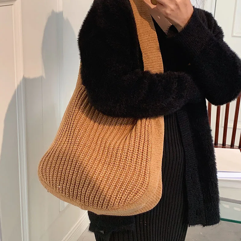 

HISUELY Women's Tote Bag Female Shoulder Large Capacity Designer Handbags Autumn Winter New Knitting Shopping Handle Shopper Bag