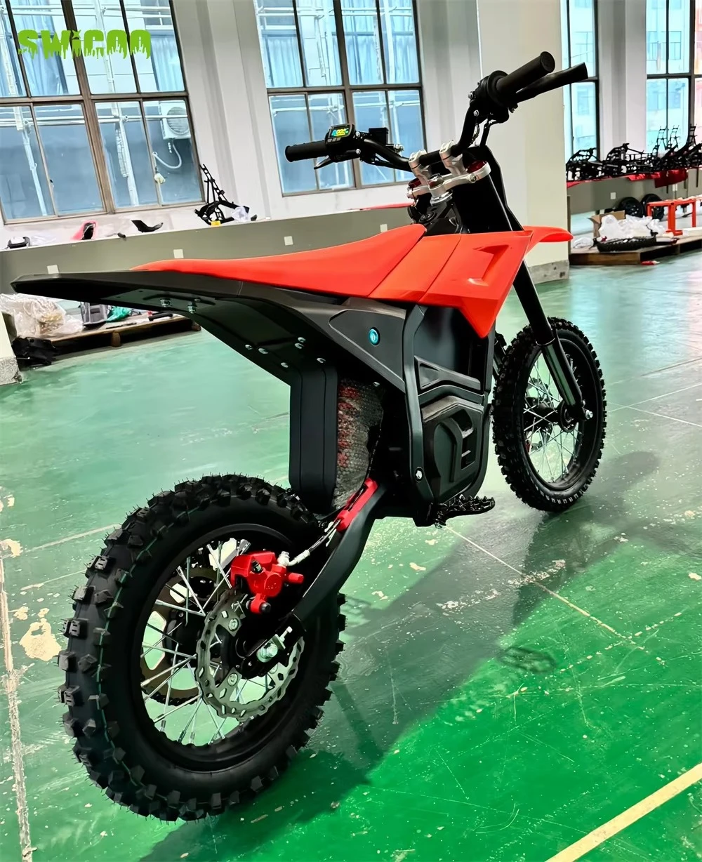 Фото Мотоцикл для бездорожья SocialRidingGroupRiding с двигателем 1300 Вт, литий-ионной батареей 48В 23.4Ач и коробкой передач, электрический внедорожный мотоцикл (E-Bike) №4