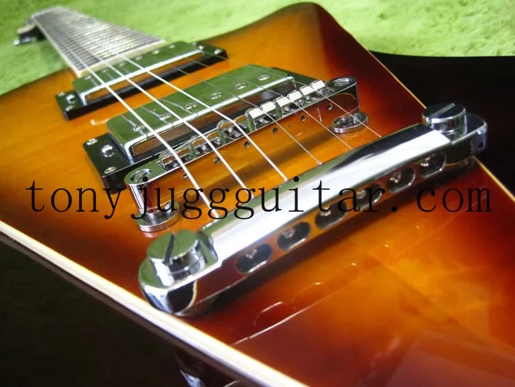 Пользовательская электронная гитара Ernie Ball Music Man Armada разделенная Sunburst 2014