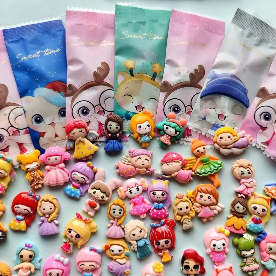 

5/10PCS Fun Mixed Surprise Blind Bag Cute Little Girl Doll Princess Model Resin Ornament Toy Blind Box Fake Candy Kids Toys
