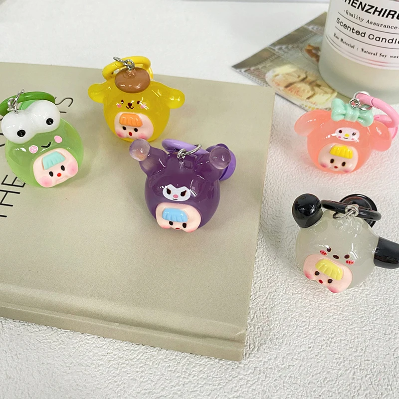 Светящийся брелок для ключей Sanrio Duo Mei 1 шт. 3D Kuromi Melody Hello Kitty Cinnamoroll кулон в форме