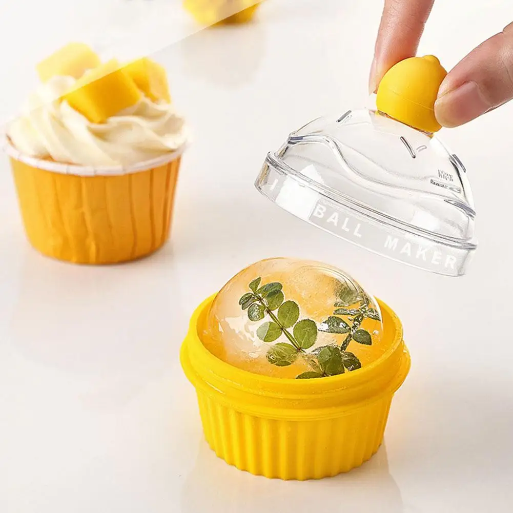 

New Kitchen Ice Box Ice Cream Maker Tool Ice Cube Makers Round Ice Hockey Mold Household Ball Ice Maker