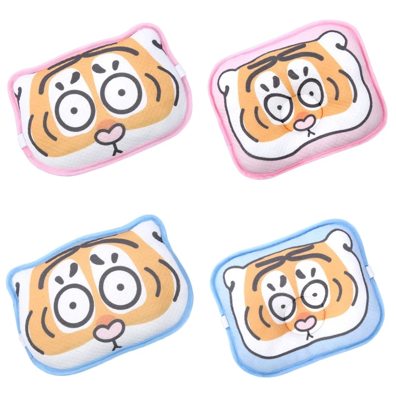 

Подушка-подголовник для детской коляски с принтом тигра