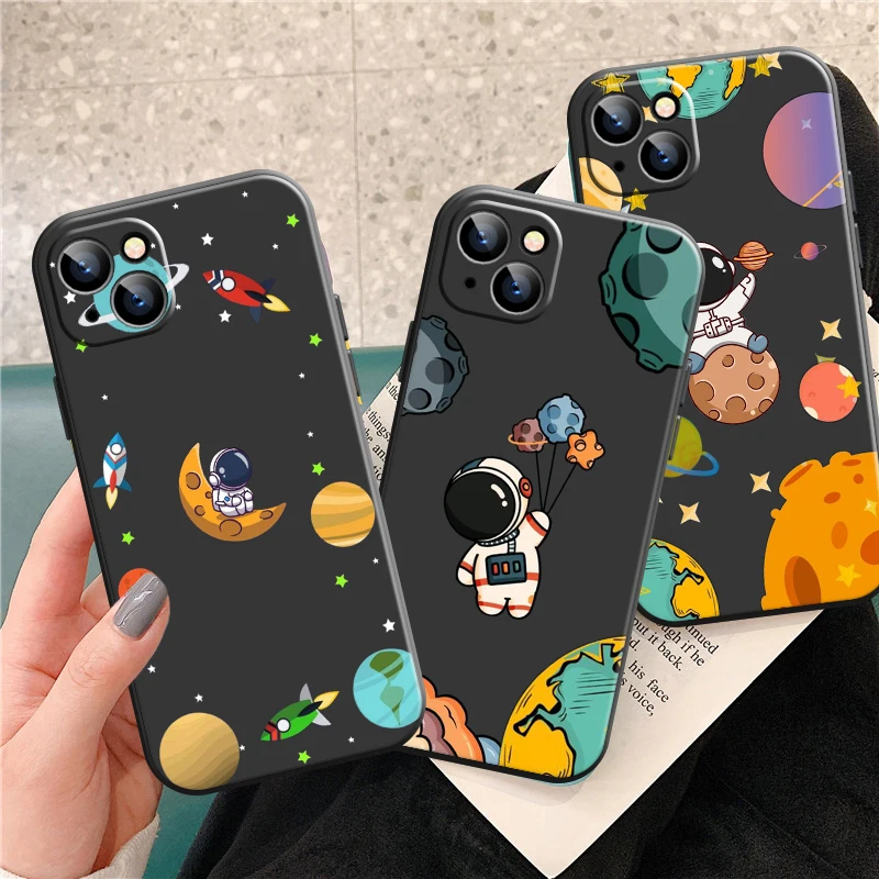 

Cute Astronaut Phone Case For Apple iPhone 13 12 11 Pro 12 13 Mini X XR XS Max SE 6 6s 7 8 Plus Back Soft Black Liquid Silicon