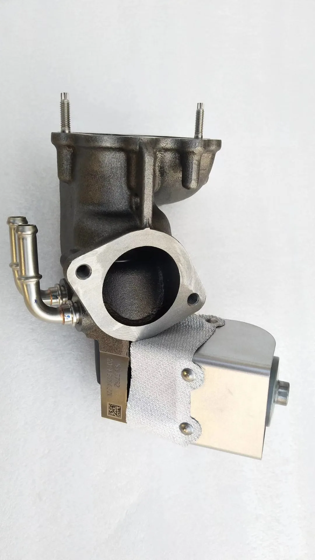 

Foton Cummins ISF2.8/3.8 engine accessories Exhaust gas recirculation ERG valve 5395762F