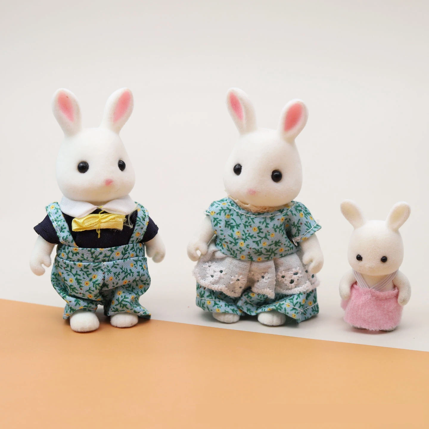

9cm Forest Animal Family 1:12 Dollhouse Furniture Mini Rabbit Bear Figure Toy Dolls Kids Gifts
