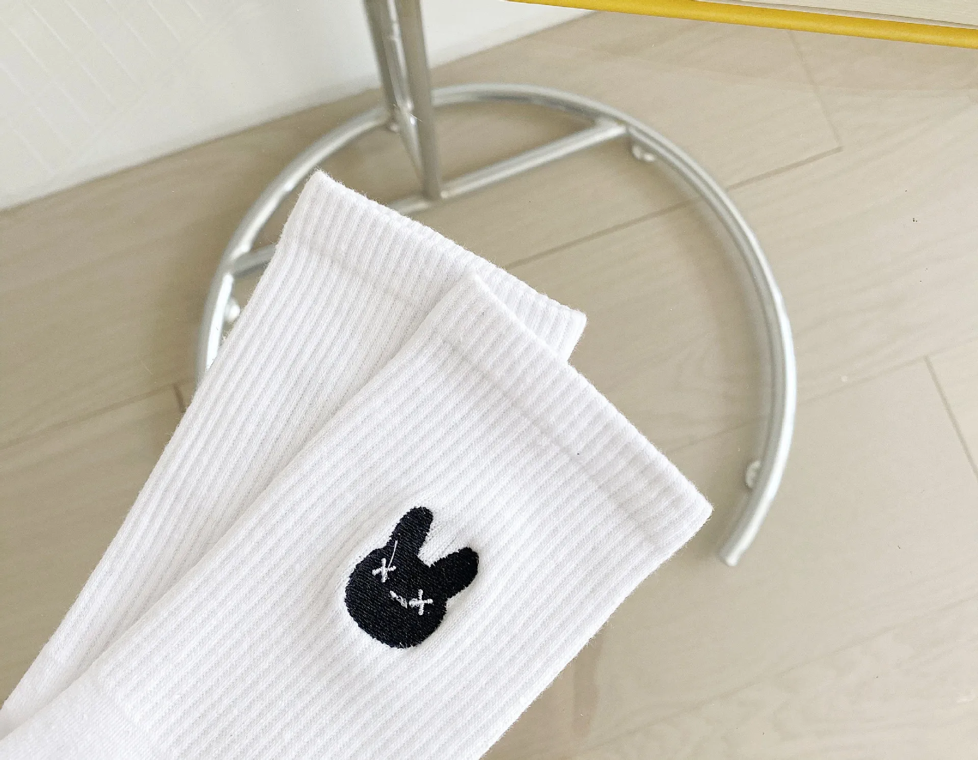 Simple Cute Cartoon Black White Women's Cotton Socks Set New Fashion Rabbit Bear Cotton Sports Socks For Girls 6 Pairs