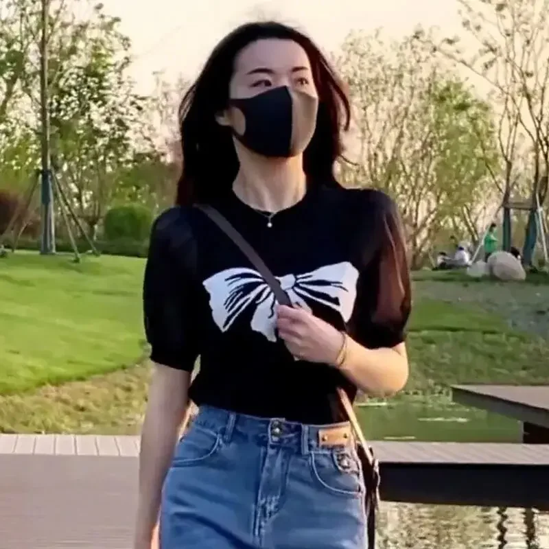 Женская джинсовая юбка-карандаш с разрезом длиной до колен