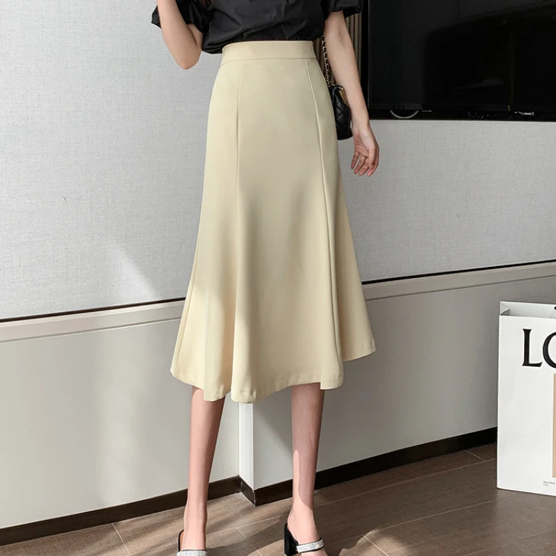 

Black Skirt Korean Fashion Clothing Vintage Fishtail Skirt 2023 Spring New High Waist Solid Skirts for Women OL Mid Length Skirt