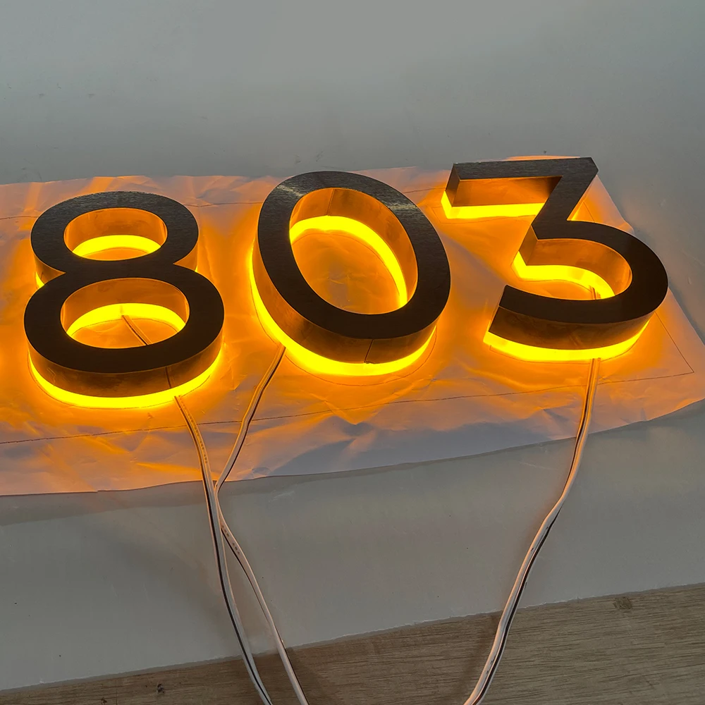 Современные водонепроницаемые таблички для дверей в жилых помещениях