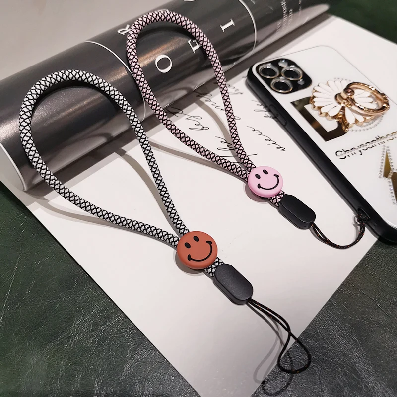Mobile Phone Lanyard Smiley Face Wrist Pendant Female Short Hand-woven Simple Ornaments Case Universal Bracelet | Мобильные телефоны
