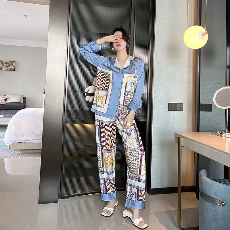 2022 autumn new ice silk pajamas women's net red popular long-sleeved thin high-end silk home clothes spring