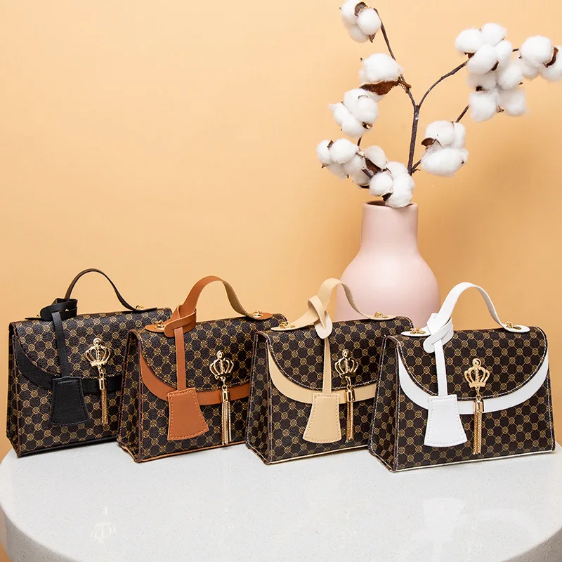 

New 2022 Ladies Bags Chain Kelly Bag Women's Fashion Pocket Bag Designer Handbags Cross Body Bag Woman