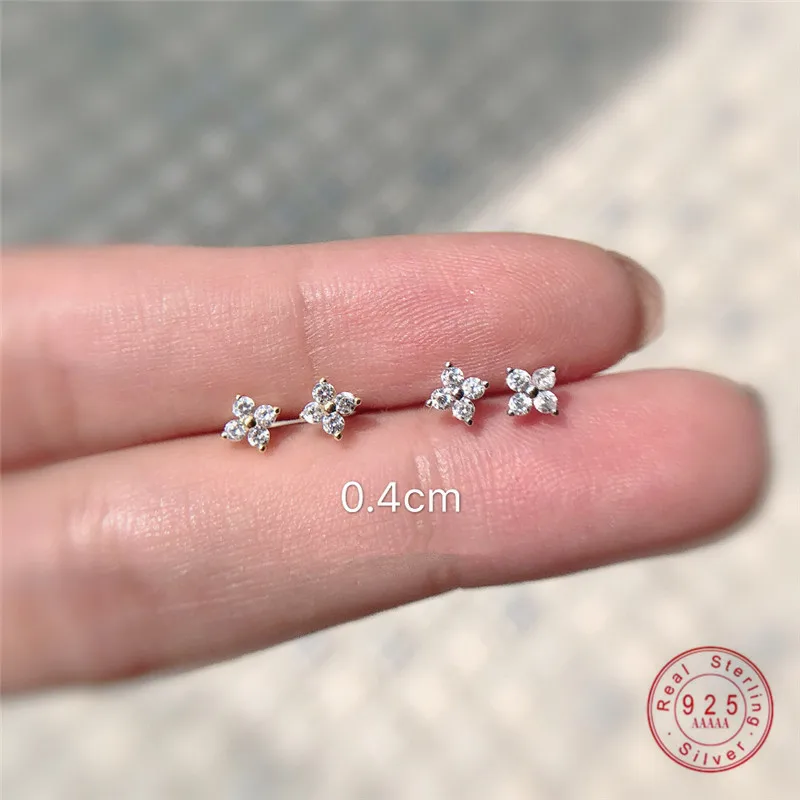 

Женские серьги-гвоздики из серебра 925 пробы, с кристаллами