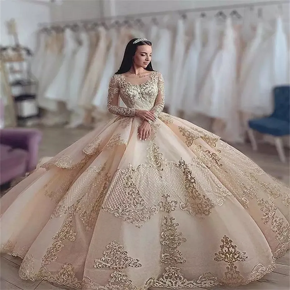 

Роскошные платья цвета шампанского для Quinceanera 2022, кружевные с аппликацией и кристаллами, с длинным рукавом, вечерние бальные платья для выпу...