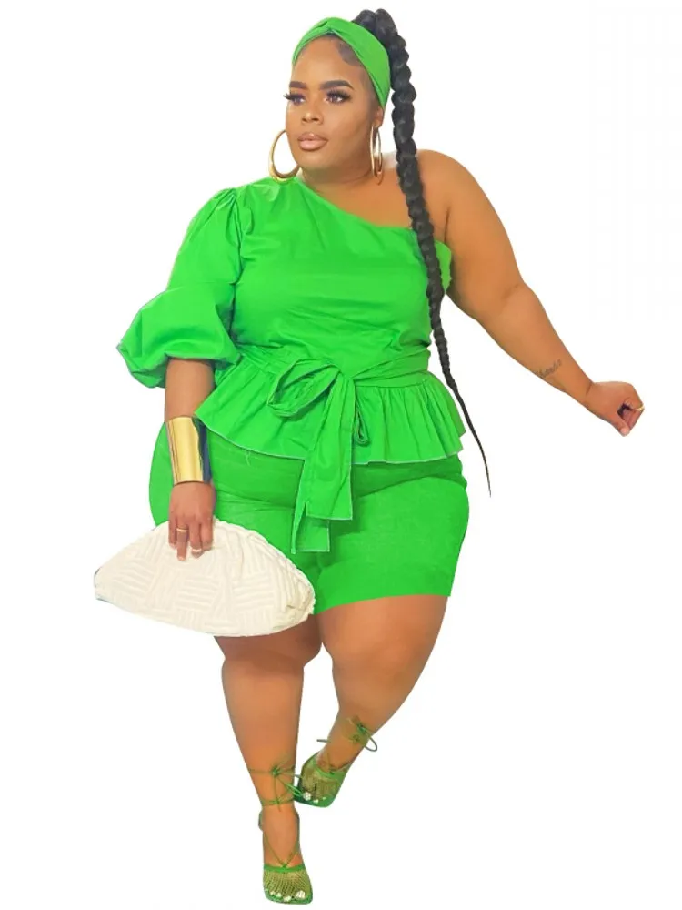 

5XL Plus Size Women Shorts Sets One Shoulder Tops Matching Set Summer New Solid Streetwear Oversize Knee Length Shorts Suit 2022