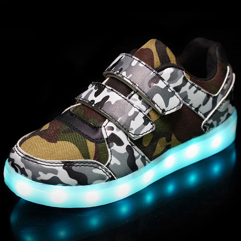 

2022 LED Light Shoes Children's Camouflage Shoes Fashion Casual Children's Shoes Men's and Women's Sports Ghost Step Dance Shoes
