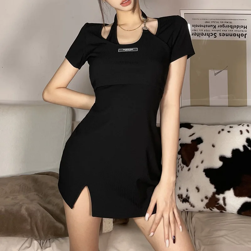 

Stitching layering fake two short-sleeved jumpsuits, hot girls with high waist and slim split hip skirt