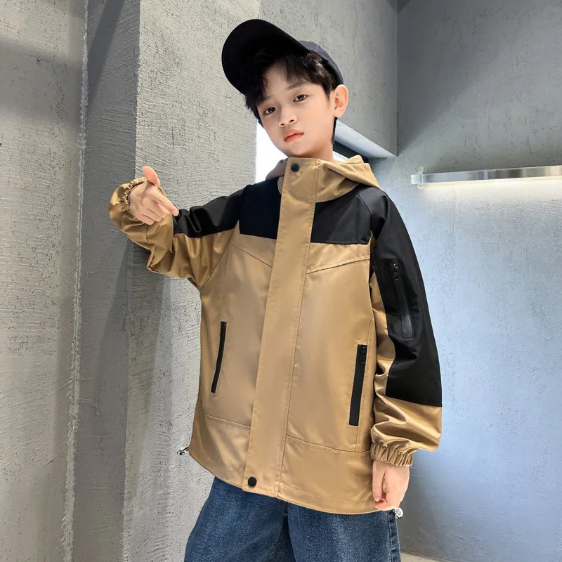 

Весеннее пальто для мальчиков, новинка 2023, детские куртки с капюшоном, топ, осенняя крутая верхняя одежда, детские модные пальто, одежда для подростков, костюм для мальчиков