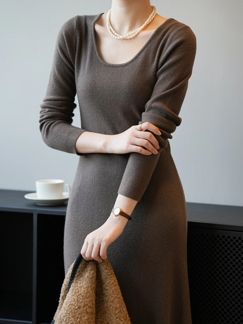 Трикотажное платье женское весенне-осеннее с французским рукавом длинными