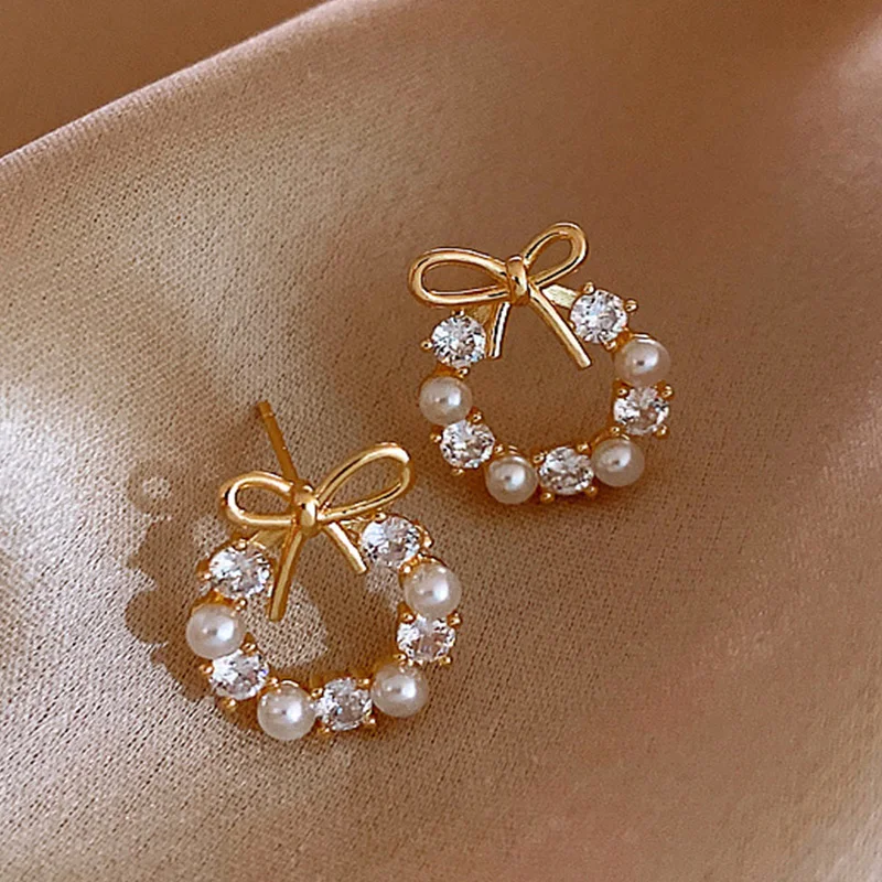 

Gold Plated Women Stud Earrings Round Inlaid Zirconia Bow Decorative Accessory Sophisticated Elegant Ladies Earrings 2023 New
