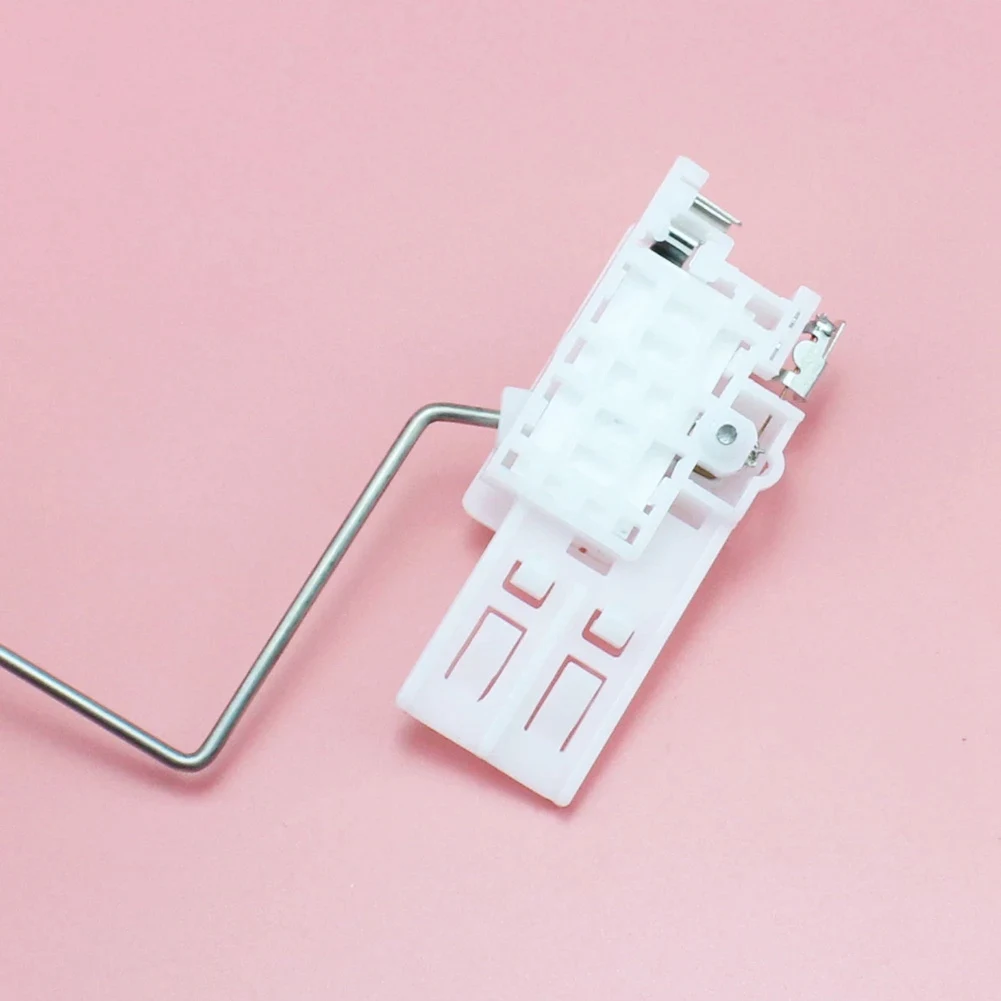 Датчик уровня топлива в автомобиле датчик датчика для Nissan TIIDA SC11 C11C 2005-2011 25060-ED80A