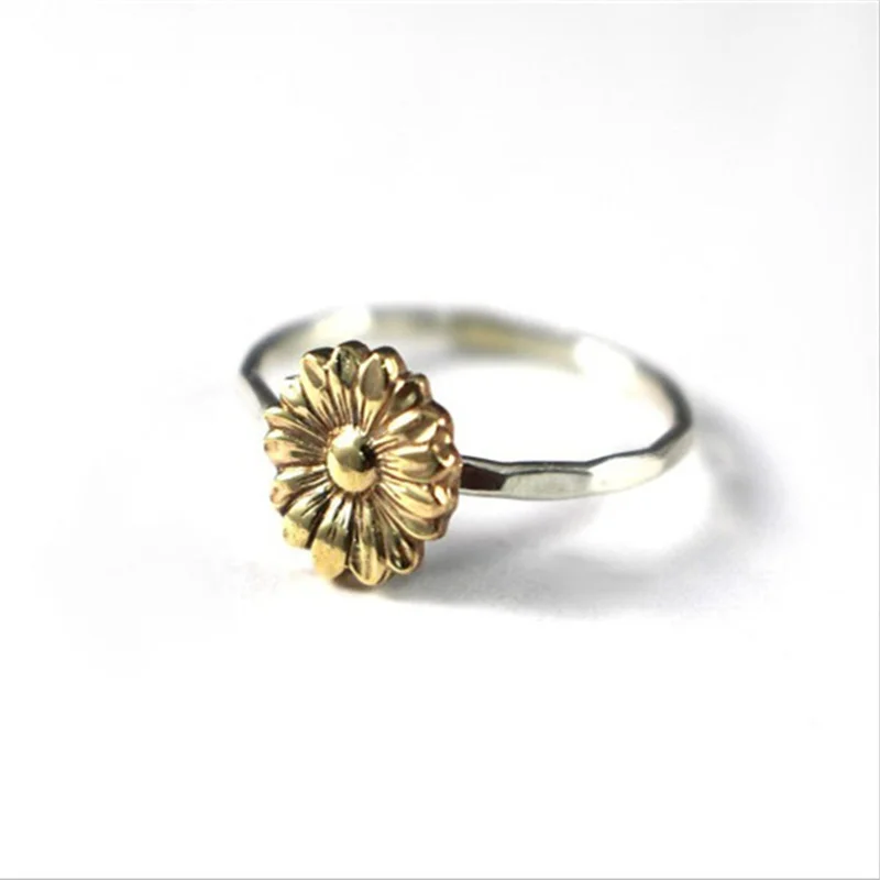 

Cute Elegawnt Silver Color Round Flower Rings for Women Trendy Metal Inlaid Wedding Engagement Jewelry