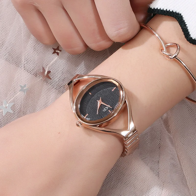 

Роскошные часы для женщин, модные повседневные женские часы 2022, простые часы с браслетом, женские водонепроницаемые кварцевые наручные час...