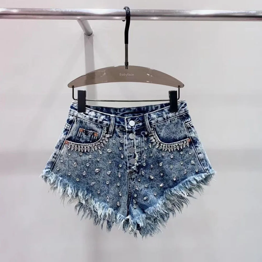Design Sense Exquisite Rhinestone Raw Edge Denim Shorts Female Summer New Loose Slimming High Waist Wide Legs A-line Booty Pants